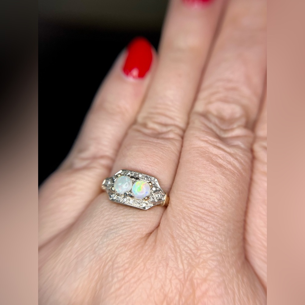 *Sold* Vintage Estate 14k Yellow and White Gold Moi et Toi Opal Diamond Ring - Picture 17 of 17